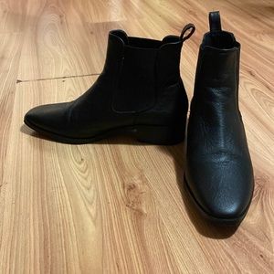 Frank and Oak Square- ish toe Chelsea boots